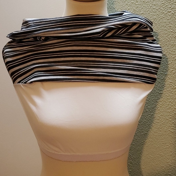 EVERLAST SLEEVELESS WORKOUT TEE - Picture 3 of 8